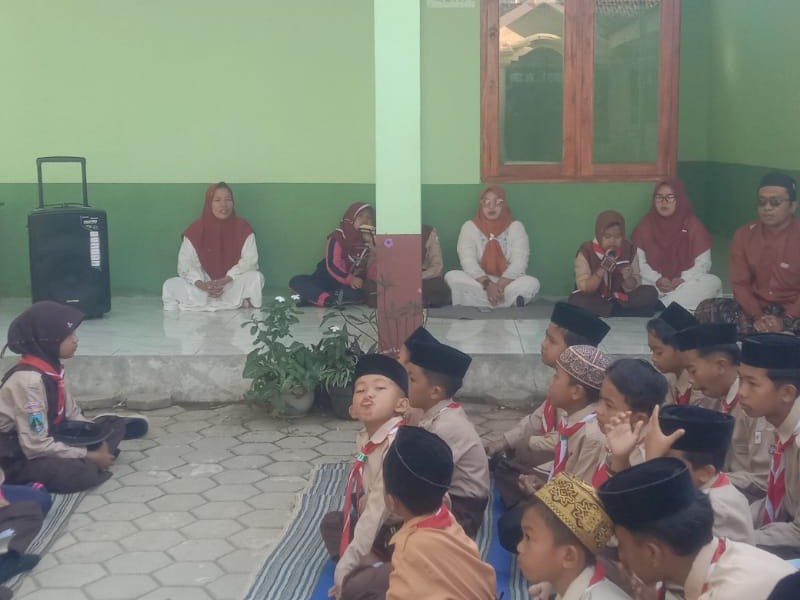 MENGAJI DAN SOLAWAT